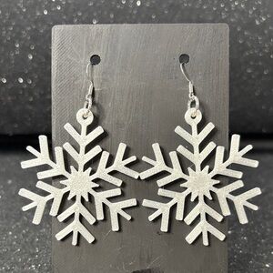 ❄️ 3D Printed Snowflake Earrings ✨